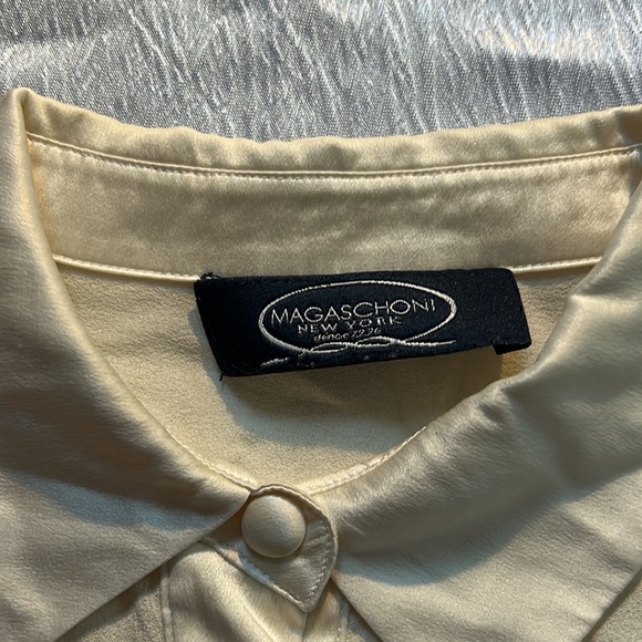 MAGASCHONI 100 % silk. - Picture 6 of 14